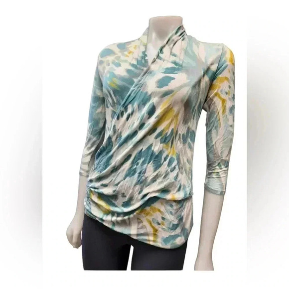 Tommy Bahama Tie Dye Floral Stretch Wrap Style Stretch Top Size Small - Picture 5 of 9
